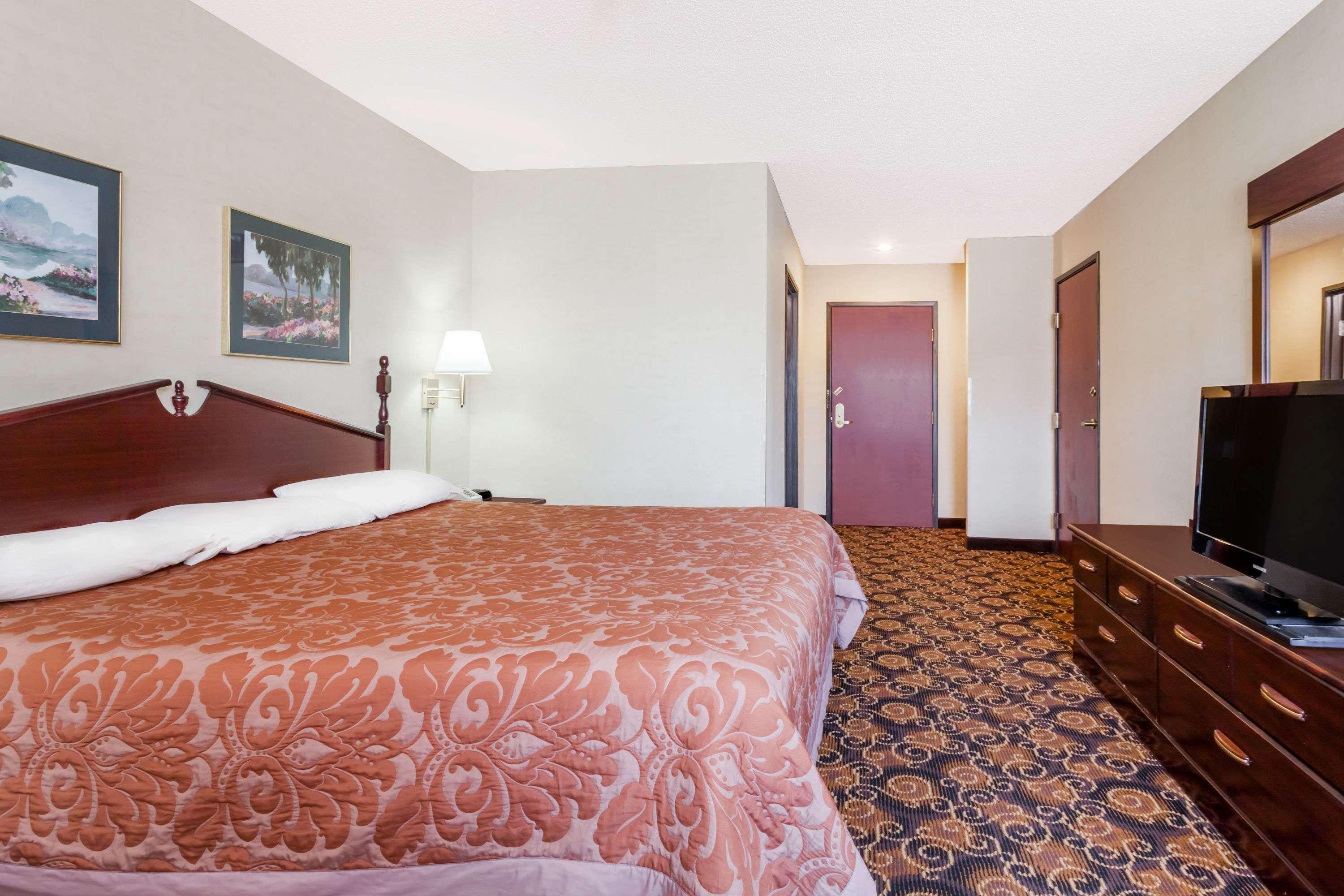 Super 8 By Wyndham Evansville North Stacer Extérieur photo